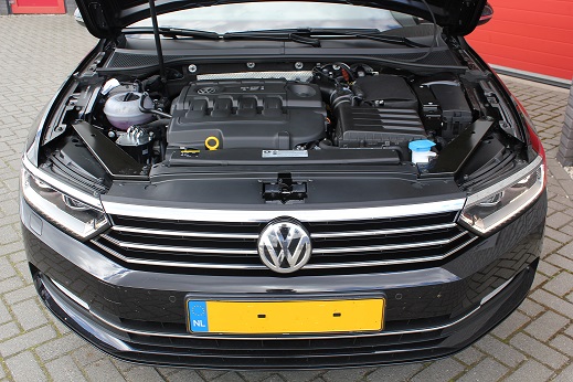 Rijervaring Chiptuning Volkswagen Passat 2.0 TDi 150 PK. Voorkant