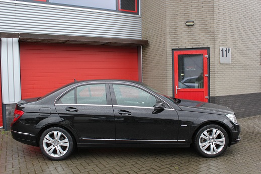 Rijervaring Chiptuning Mercedes C180 CGI 156 PK Zijkant