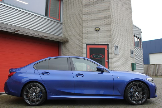 Rijervaring Chiptuning BMW 330i G20 258 PK 400 NM Zijkant