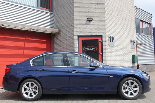 Rijervaring Chiptuning BMW 320i 184 PK B48 motor Zijkant