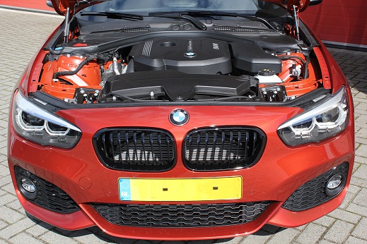 Rijervaring Chiptuning BMW 118i 136 PK 220 NM Voorkant