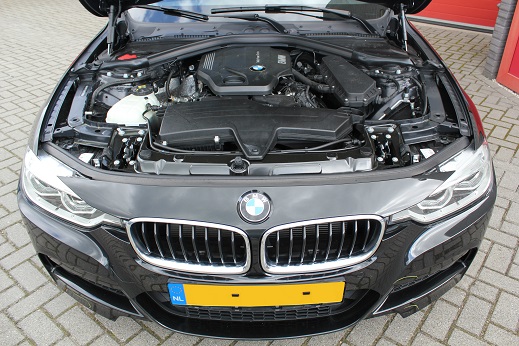 Rijervaring Chiptuning BMW 318d 150 PK Voorkant