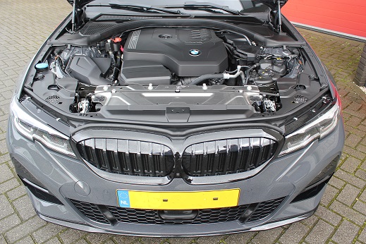 Rijervaring Chiptuning BMW 330i G20 258 PK 400 NM Voorkant
