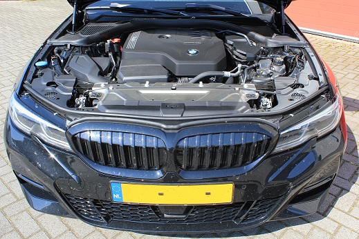 Rijervaring Chiptuning BMW 330i G20 258 PK 400 NM Voorkant