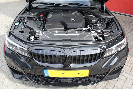 Rijervaring Chiptuning BMW 330i G20 258 PK 400 NM Voorkant