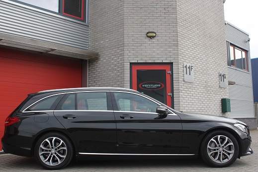 Rijervaring Chiptuning Mercedes C350 E Zijkant