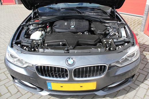 Rijervaring Chiptuning BMW 318d 143 PK Voorkant