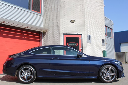 Rijervaring Chiptuning Mercedes C180 CGI Coupe Zijkant