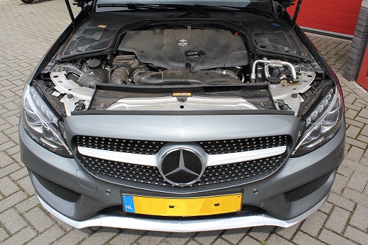 Rijervaring Chiptuning Mercedes C220 CDI Voorkant