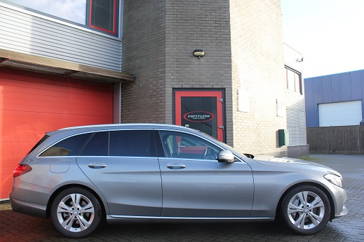 Rijervaring Chiptuning Mercedes C350 e Zijkant