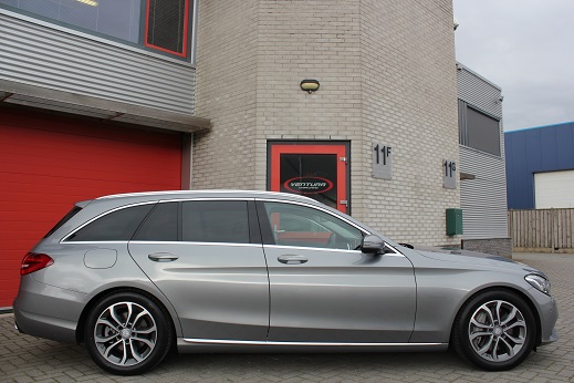 Rijervaring Chiptuning Mercedes C350 e Zijkant