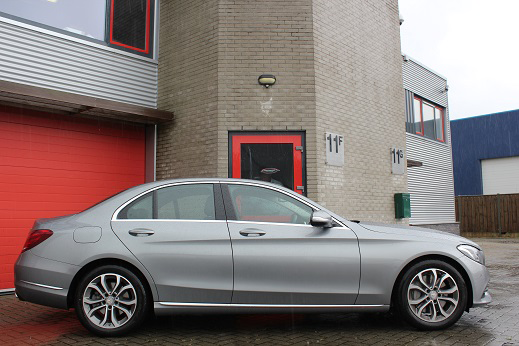 Rijervaring Chiptuning Mercedes C350 E Zijkant
