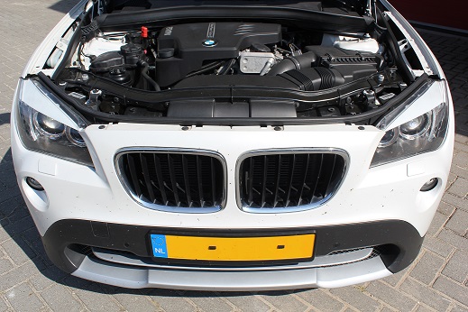 Rijervaring Chiptuning BMW X1 2.0i turbo 184 PK en 270 NM Voorkant