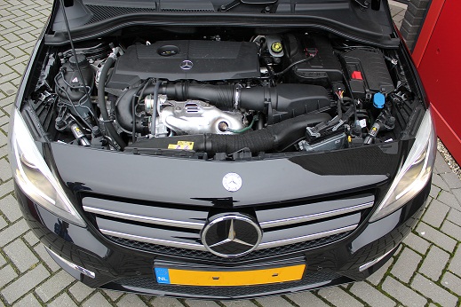 Rijervaring Chiptuning Mercedes B200 CGI 156 PK Voorkant