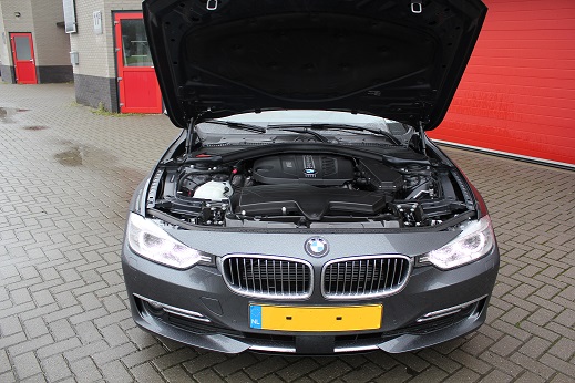Rijervaring Chiptuning BMW 318d 143 PK Voorkant