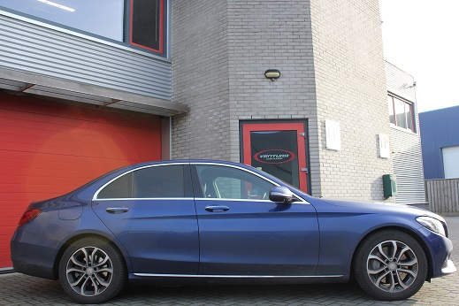 Rijervaring Chiptuning Mercedes C350 e Zijkant