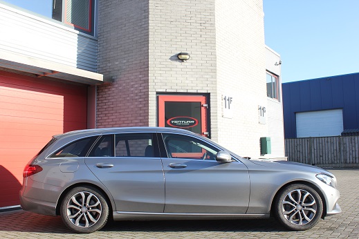 Rijervaring Chiptuning Mercedes C350 e Zijkant