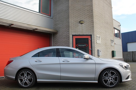 Rijervaring Chiptuning Mercedes CLA 180 CGI 122 PK Zijkant