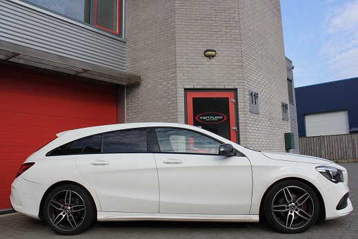 Rijervaring Chiptuning Mercedes CLA 180 CGI 122 PK Zijkant