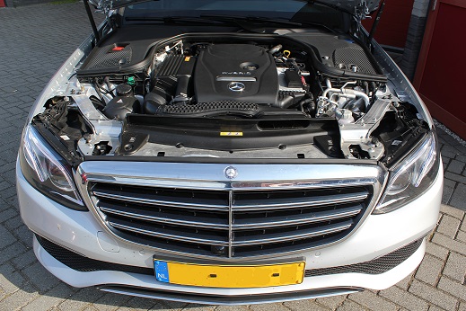 Rijervaring Chiptuning Mercedes E 350e 279 PK 600 NM Voorkant