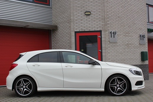 Rijervaring Chiptuning Mercedes A180 CGI 122 PK Zijkant