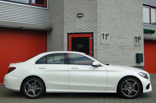 Rijervaring Chiptuning Mercedes C200 CGI 156 PK Zijkant