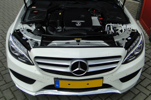 Rijervaring Chiptuning Mercedes C200 CGI 156 PK Voorkant