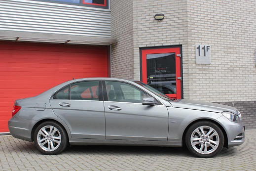 Rijervaring Chiptuning Mercedes C180 CDI 120 PK Zijkant