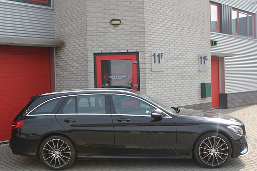 Rijervaring Chiptuning Mercedes C180 CGI Zijkant