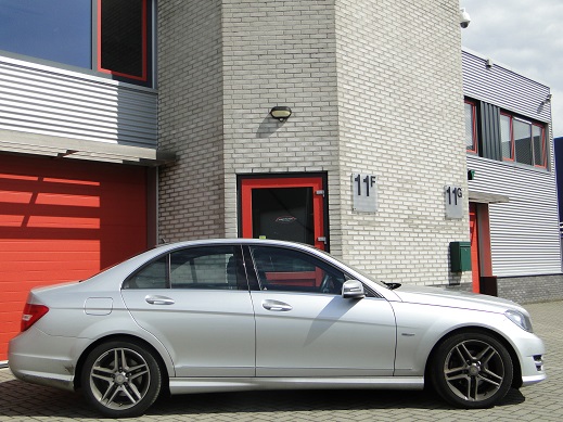 Rijervaring Chiptuning Mercedes C200 CGI 184 PK Zijkant
