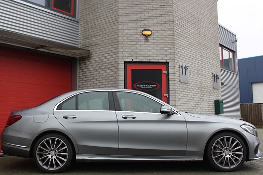 Rijervaring Chiptuning Mercedes C350 E Zijkant