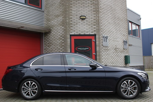 Rijervaring Chiptuning Mercedes C350 e Zijkant