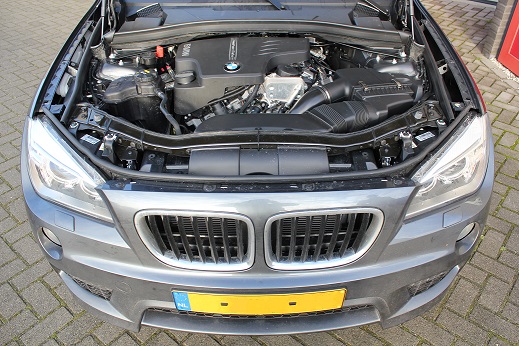 Rijervaring Chiptuning BMW X1 2.0i turbo 184 PK en 270 NM Voorkant
