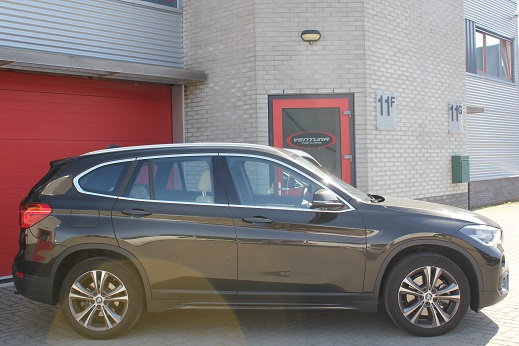 Rijervaring Chiptuning BMW X1 2.0i B48 192 PK 280 NM Zijkant