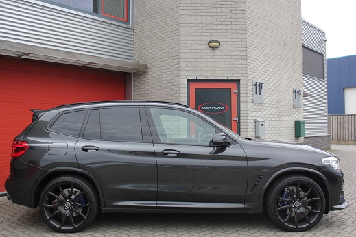 Rijervaring Chiptuning BMW X3 3.0i B48 252 pk Zijkant