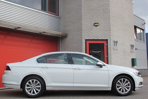 Rijervaring Chiptuning Volkswagen Passat 1.6 TDi 120 PK Zijkant