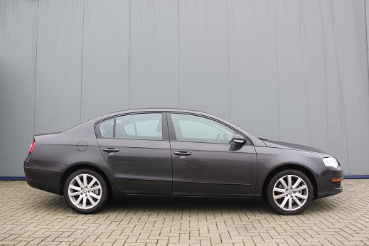 Rijervaring Chiptuning Volkswagen Passat 1.9 TDi 140K Zijkant