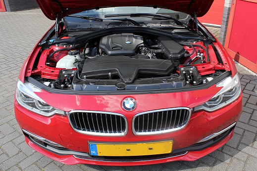 Rijervaring Chiptuning BMW 320d EDE 163 PK 400 NM Voorkant