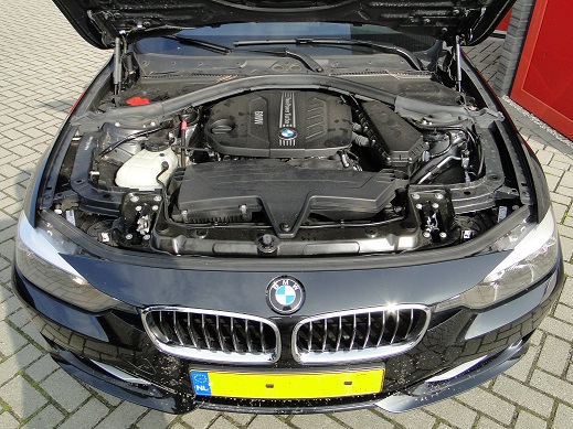 Rijervaring Chiptuning BMW 320d EDE 163 PK Voorkant