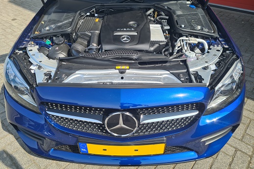 Rijervaring Chiptuning Mercedes C300E Voorkant