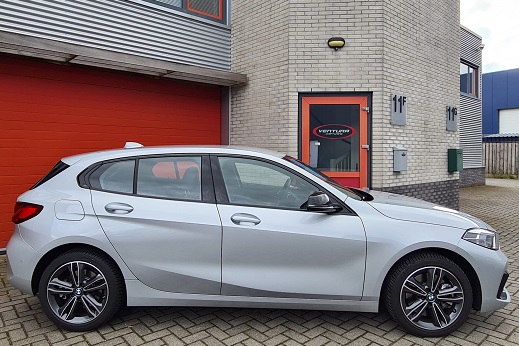 Rijervaring Chiptuning BMW 120i F40 178 PK Zijkant