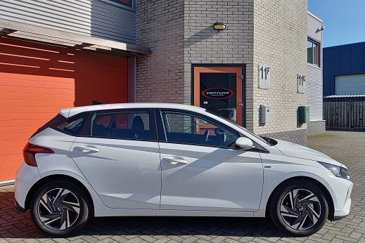 Rijervaring Chiptuning Hyunidai i20 1.0 T-GDi MHEV Zijkant