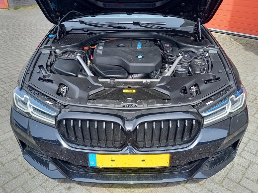 Rijervaring Chiptuning BMW 530e G30-G21 292 PK Voorkant
