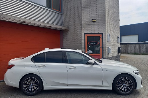 Rijervaring Chiptuning BMW 330i G20-G21 258 PK Zijkant