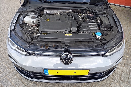 Rijervaring Chiptuning Volkswagen Golf 8 1.5 eTSi 150 PK Voorkant