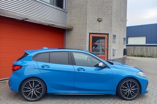 Rijervaring Chiptuning BMW M135i 306 PK Zijkant