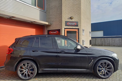 Rijervaring Chiptuning BMW X3 M40i 340 PK Zijkant