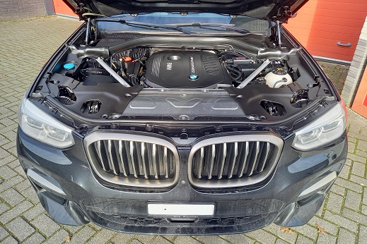 Rijervaring Chiptuning BMW X3 M40i 340 PK Voorkant