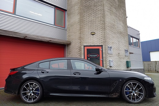 Rijervaring Chiptuning BMW 840i G15 Zijkant