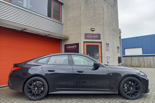 Rijervaring Chiptuning BMW 430i G26 245 PK Zijkant